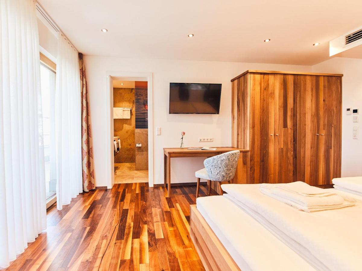 Hotel Hornstein - Weingut, Vinothek & Gastronomie นอนเนนฮอร์น ภายนอก รูปภาพ