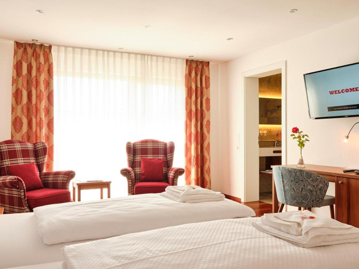 Hotel Hornstein - Weingut, Vinothek & Gastronomie นอนเนนฮอร์น ภายนอก รูปภาพ